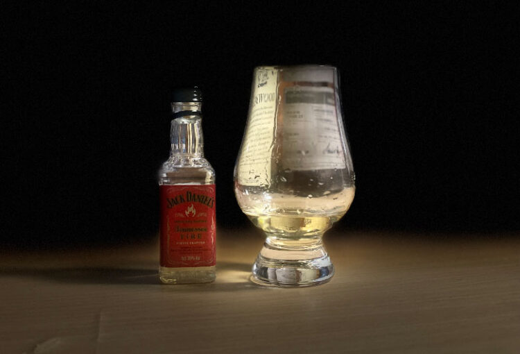 ジャックダニエル テネシーファイア ストレート