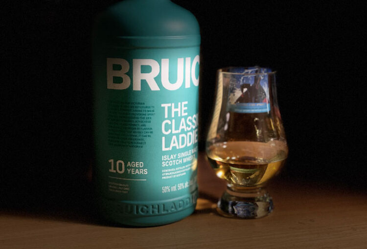 ザ・クラシックラディ10年 ストレート