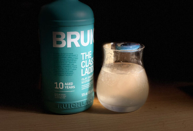 ザ・クラシックラディ10年 ハイボール