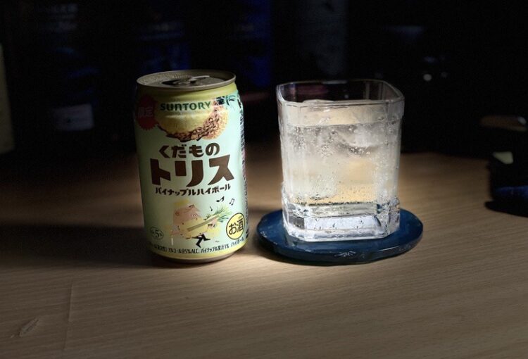 くだものトリス缶〈パイナップルハイボール〉　味